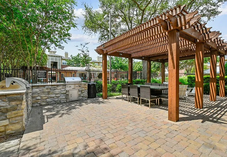 Indigo Pointe — Photo 17