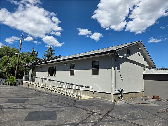 2nd image of 421 9th Ave