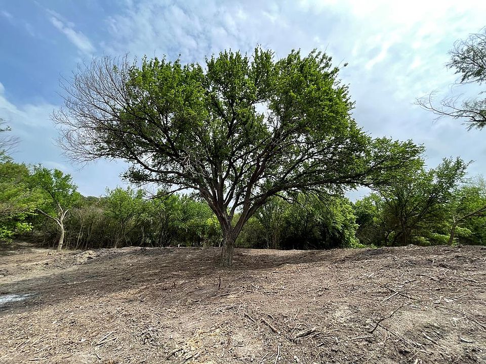 1st image of 1501 Katy Ln