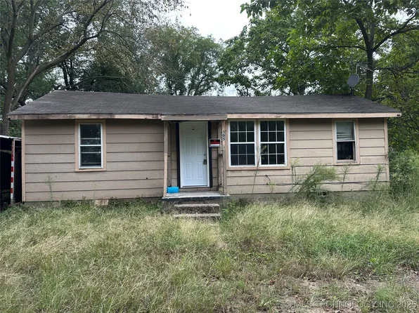 105 S Elm St, Chelsea, OK 74016