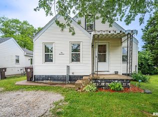417 Zessin St, Creve Coeur, IL