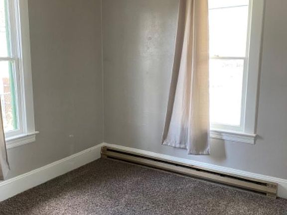 5th image of 109 W 31st St