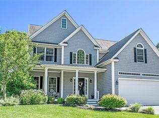 38 Azalea Cir, South Kingstown, RI 02879