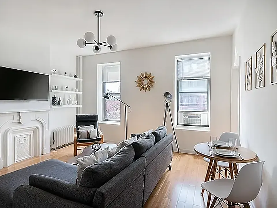 469 Lexington Ave #5F