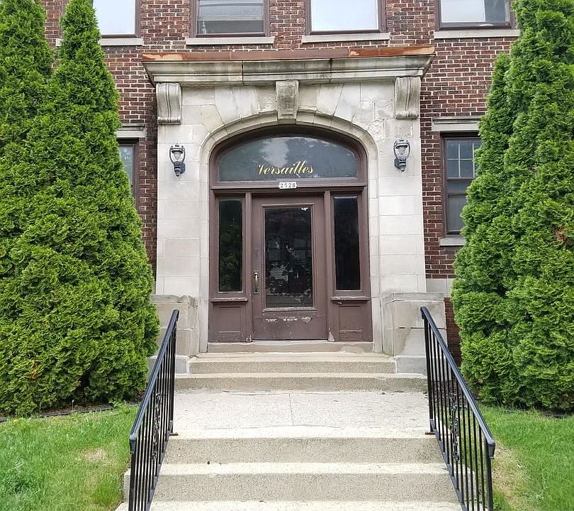 1st image of 2526 N Maryland Ave #6396644