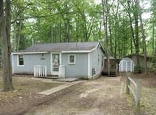 594 Lone Pine Dr, Harrison, MI 48625