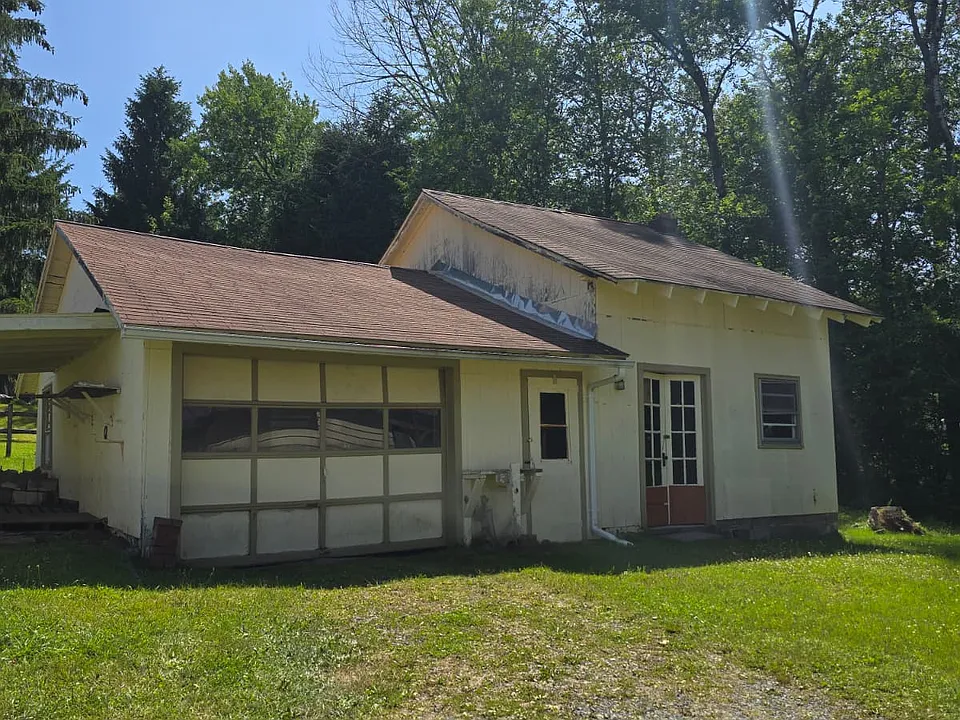 316 W Lake St