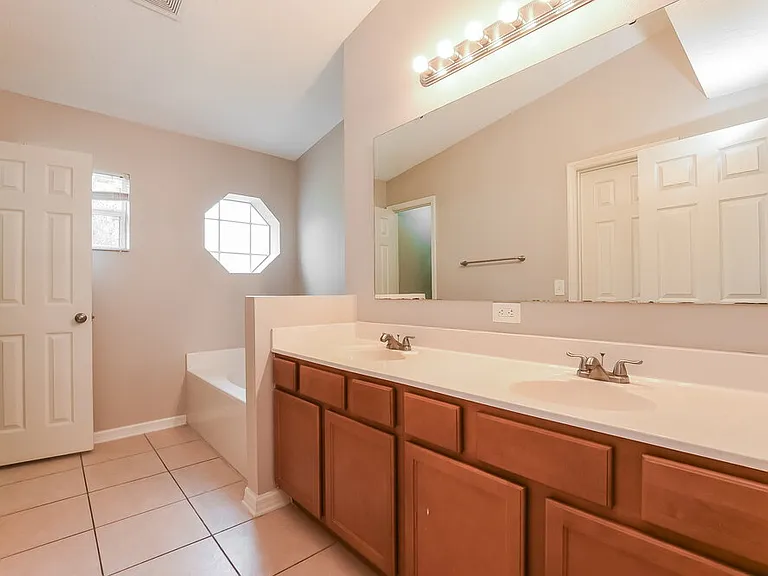 5051 Preserve Blvd — Photo 12