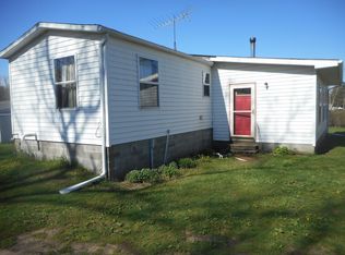 1971 E Sterling Rd, Jonesville, MI 49250