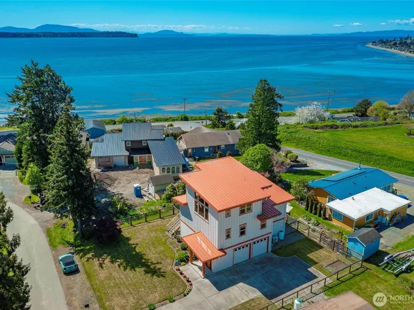 8285 Sunset Street, Blaine, WA 98230
