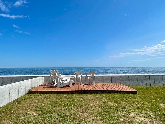 4th image of 25 Seaside Rd