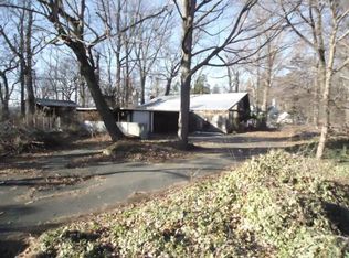 7 Meadow Brook Rd, Irvington, NY 10533