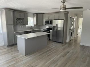 4071 Edgewater Dr APT 4, Orlando, FL 32804