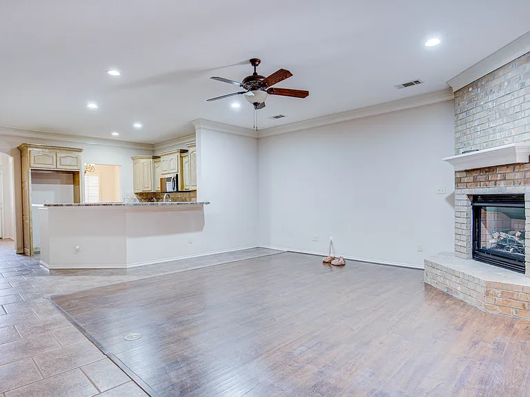 3203 Southridge Ct — Photo 6