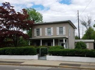 11 Elm Ave, Glen Cove, NY 11542