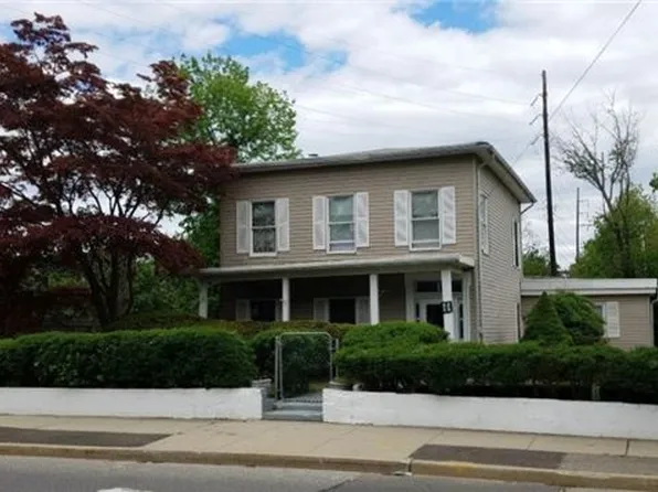 11 Elm Ave, Glen Cove, NY 11542