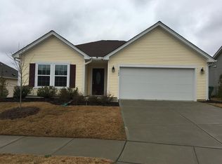 104 S Harrison Place Ln, Fuquay Varina, NC 27526