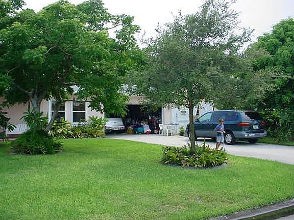 Far right side showing two car garage