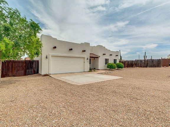 4th image of 10219 E La Palma Ave