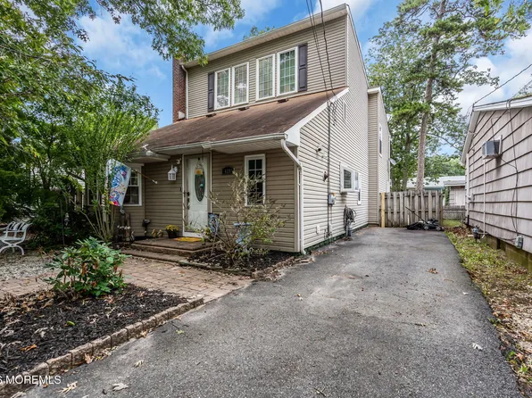 428 Windsor Street, Forked River, NJ 08731