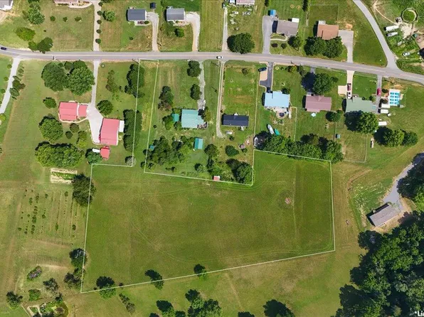 655 Old Snapps Ferry Rd, Chuckey, TN 37641