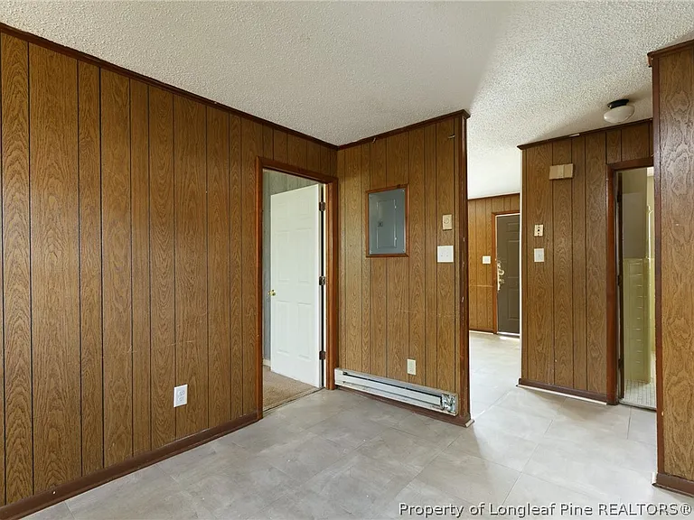 1045 Rulnick St #B — Photo 7