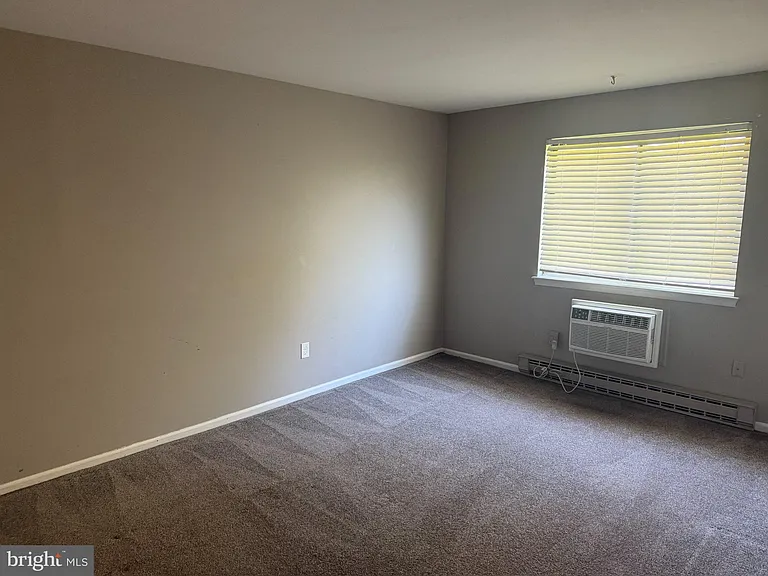 612 N Shady Retreat Rd #11 — Photo 6