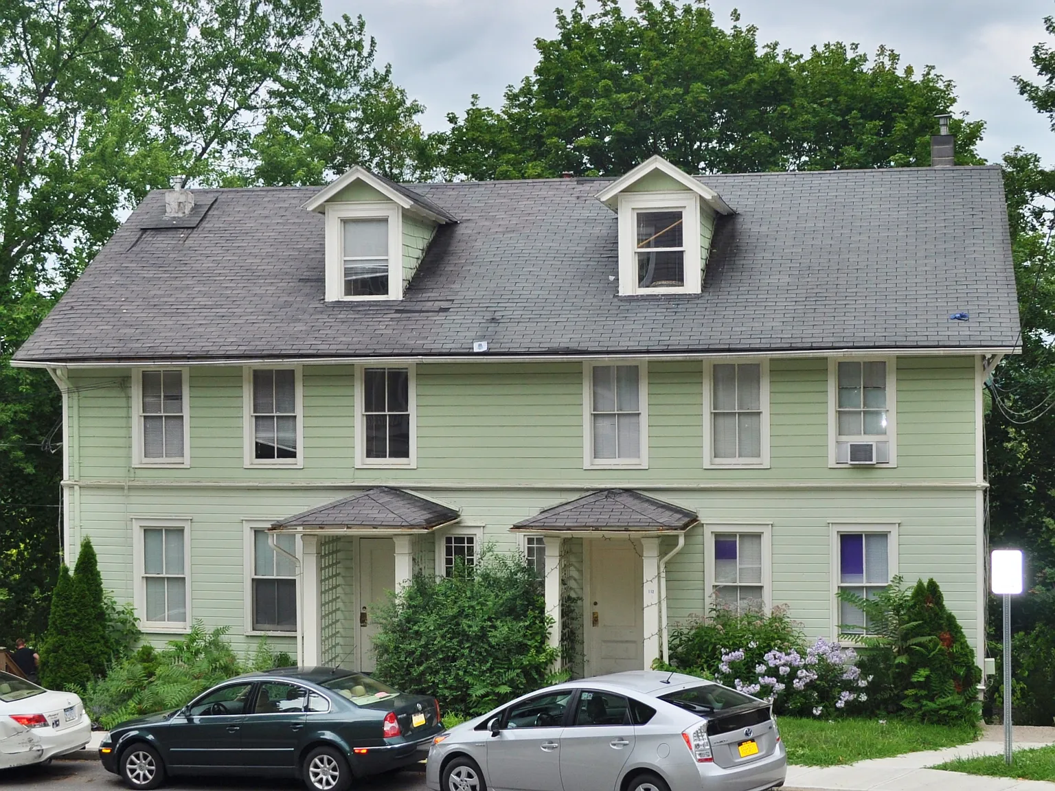 110 Highland Place - 2 — Photo 1