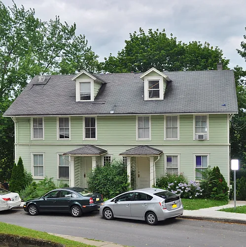 112 Highland Pl #1 Photo 1