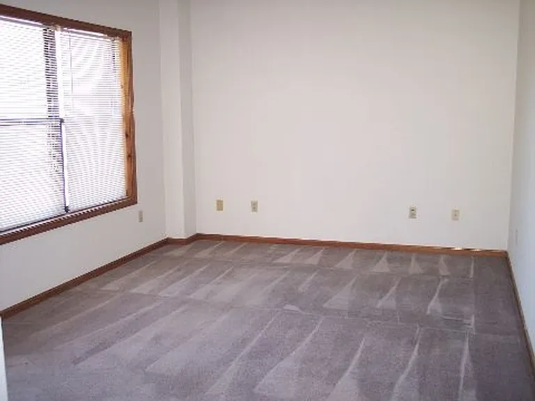 708 Streck Ct — Photo 13