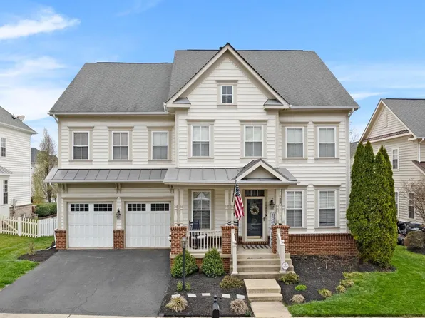 10882 General Kirkland Dr, Bristow, VA 20136