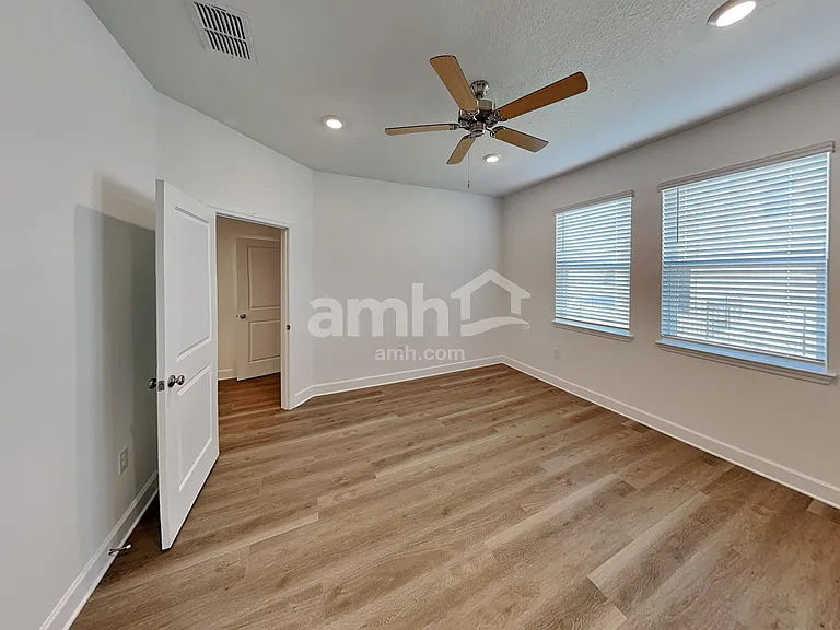 2904 20th Avenue Dr W — Photo 14