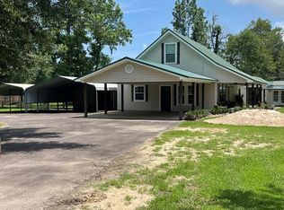 8501 Creek Rd, Orange, TX 77630