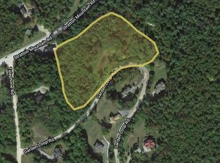 10 Garden Loop Rd, Winhall, VT 05340