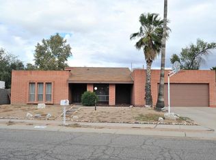 2870 N La Cienega Dr, Tucson, AZ 85715