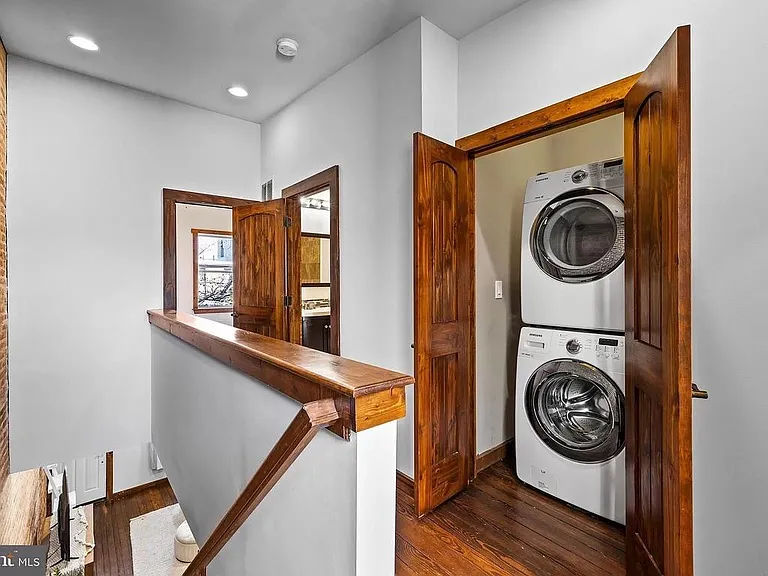 3523 Gough St — Photo 15