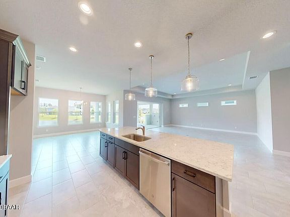 5th image of 489 Stirling Bridge Dr