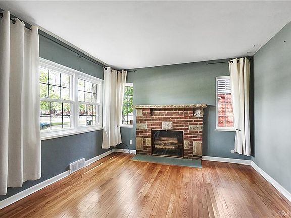 4th image of 1010 Broadview Blvd
