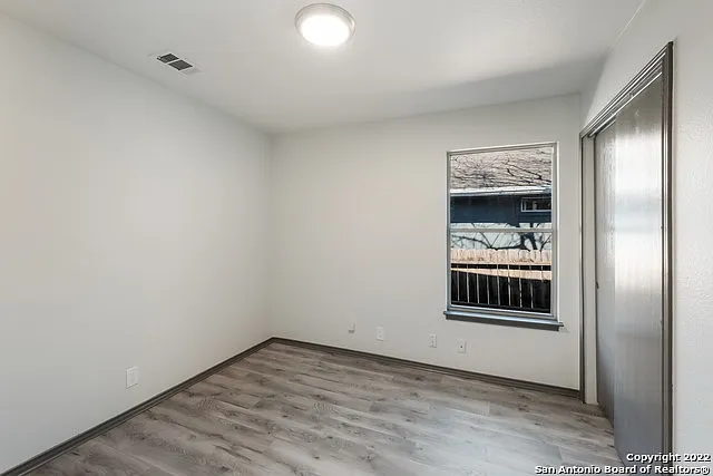 9014 Gill Brg — Photo 7