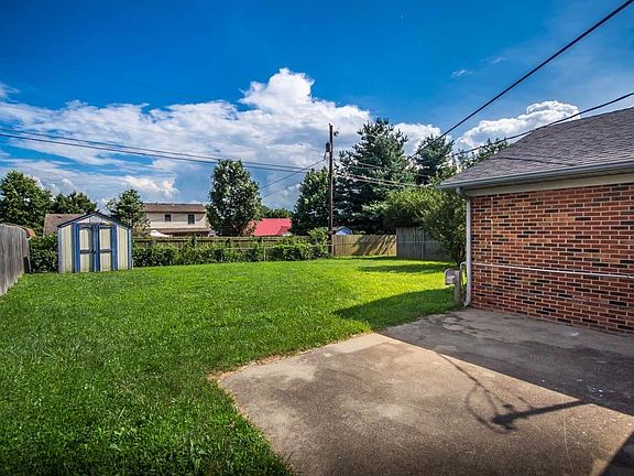 5th image of 276 Williamsburg Dr