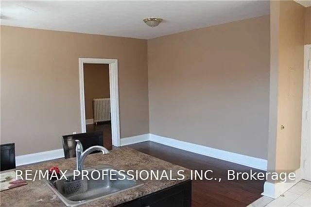 1 Primrose Ave #3 — Photo 7