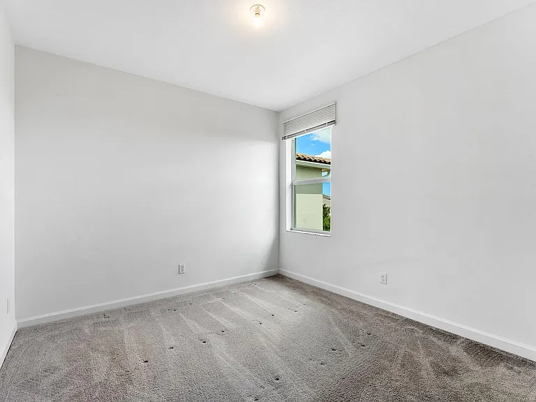 19160 Croft Mill Xing — Photo 31