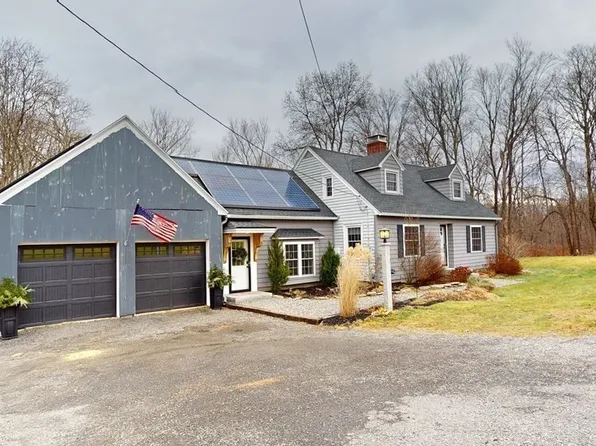 839 South St, Barre, MA 01005