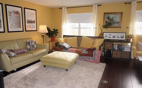 3rd image of 1146 Shorewood Ct