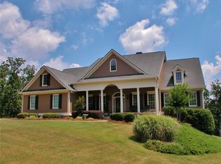 4322 Laurel Oaks Dr, Flowery Branch, GA 30542