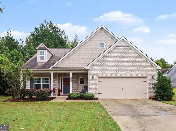 7988 Dawson Ln, Douglasville, GA 30134