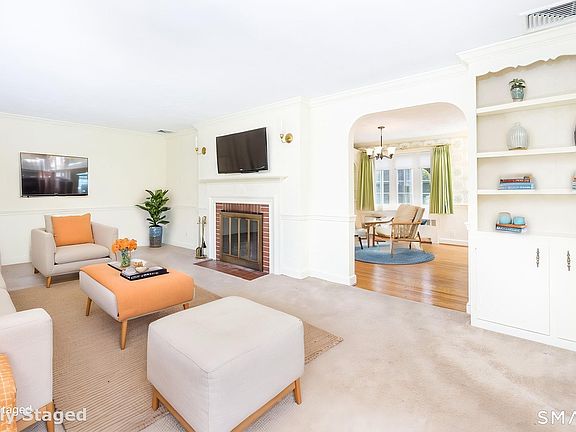 3rd image of 54 Hardwick Road