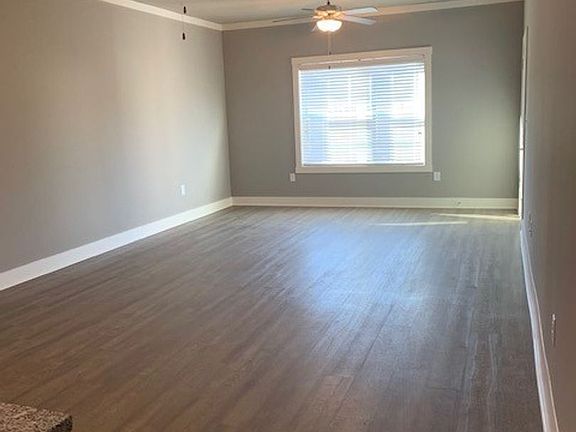 3rd image of 2940 Highway 31 W APT Q201