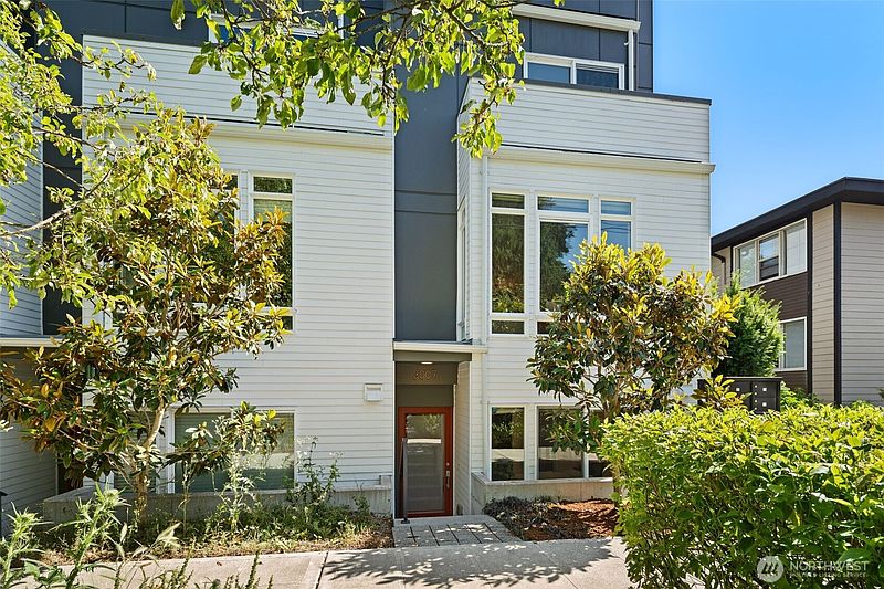 2nd image of 3007 NW 56th Street