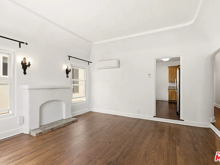 4429 Finley Ave #1/2 — Photo 5